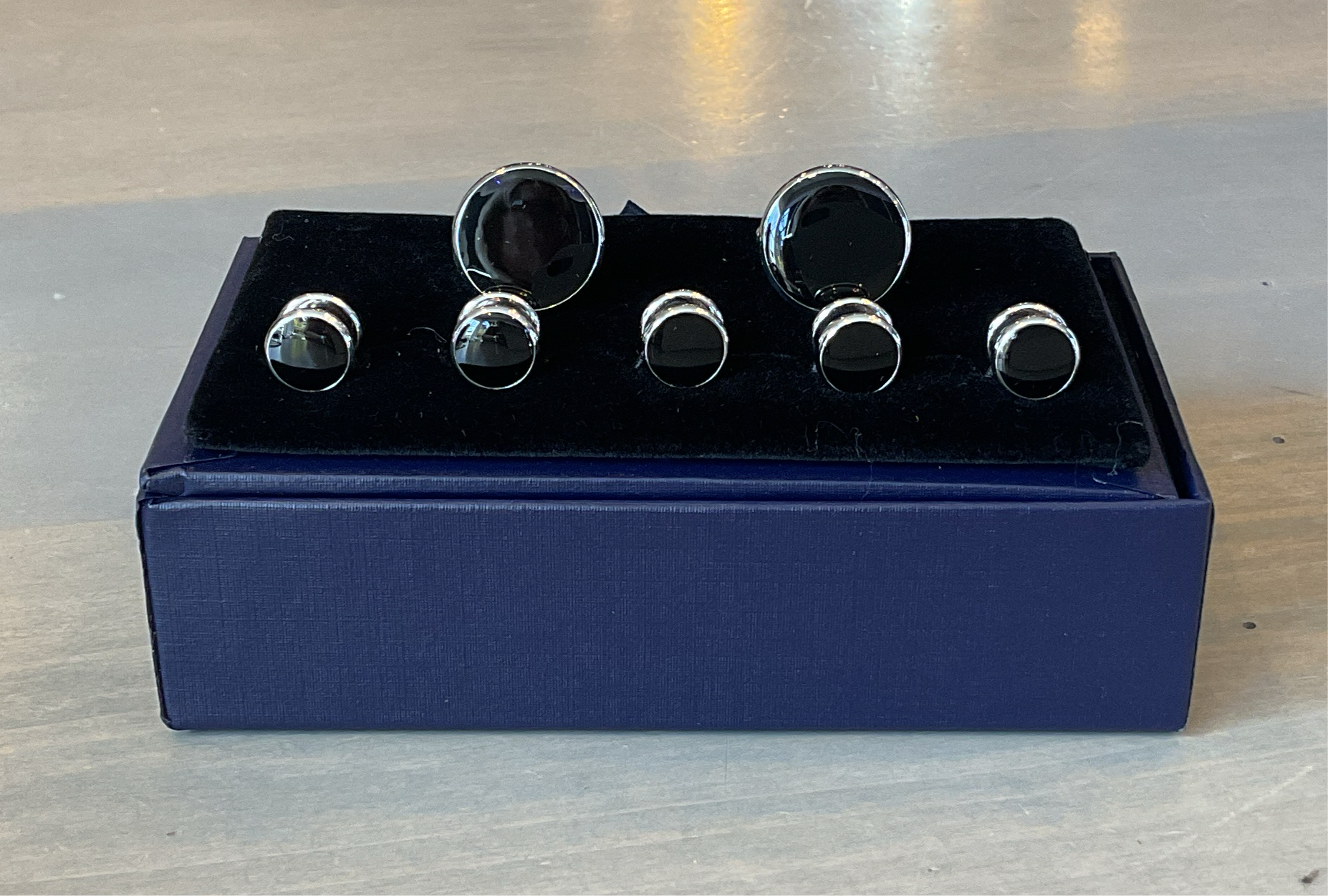 T.O. Collection Stud Set with Cufflinks