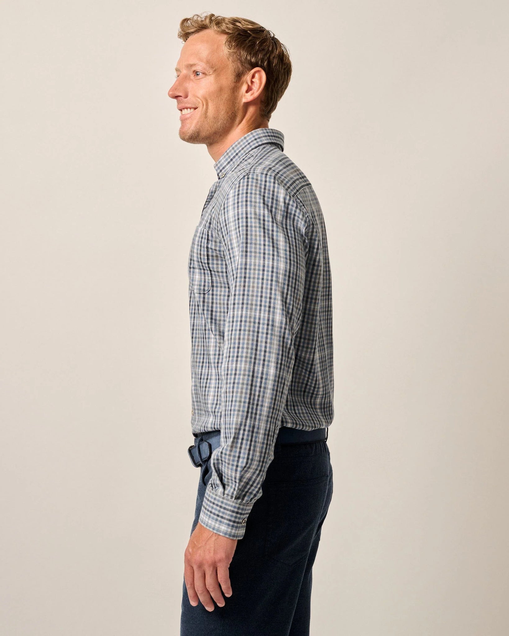 Johnnie-O Tucked Performance Button Up Shirt - Matthew JMWL100520