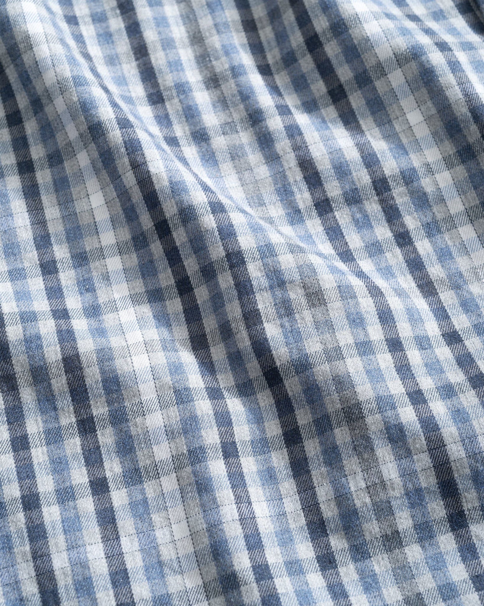 Johnnie-O Tucked Performance Button Up Shirt - Matthew JMWL100520