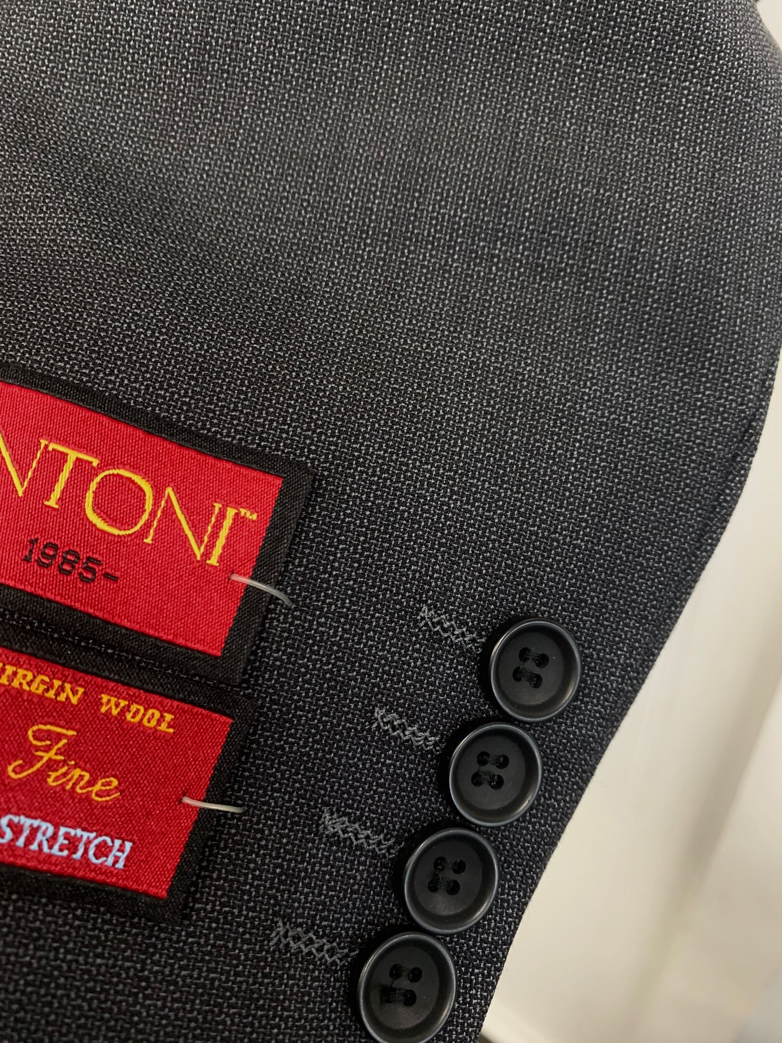 Mantoni Super 140 Wool Suit- 87169-1 (Medium Gray Teakweave)
