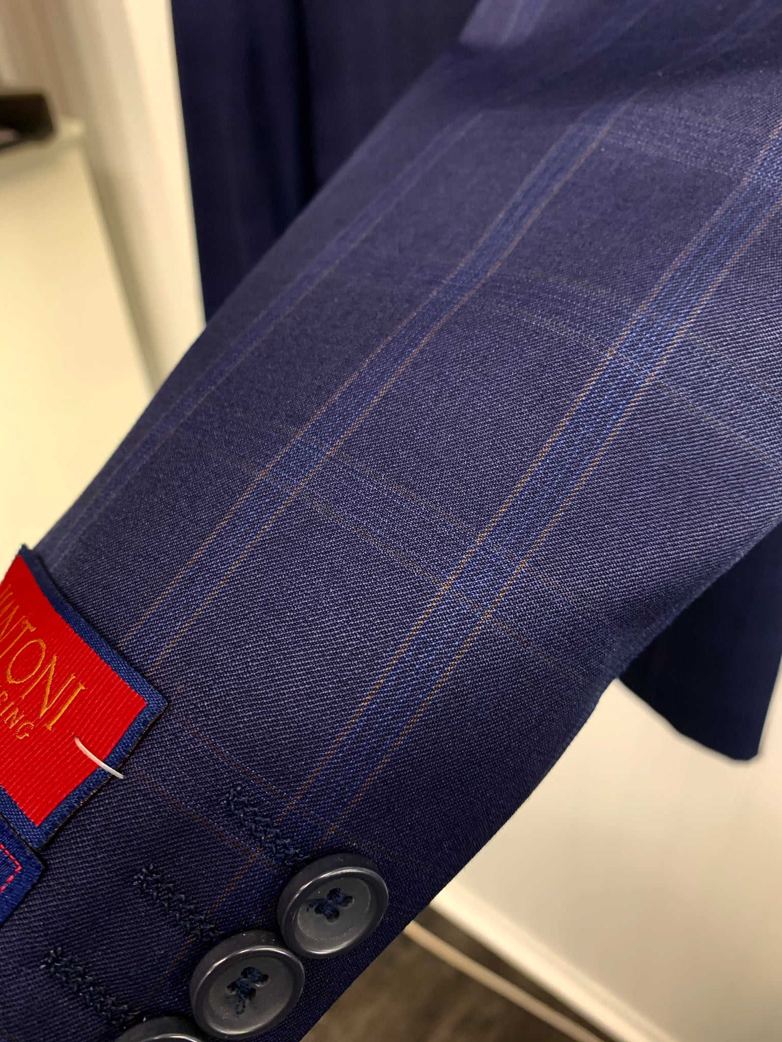 Mantoni Super 140 Wool Suit- 87178-2 (Navy w/ Tan & Blue Windowpane)